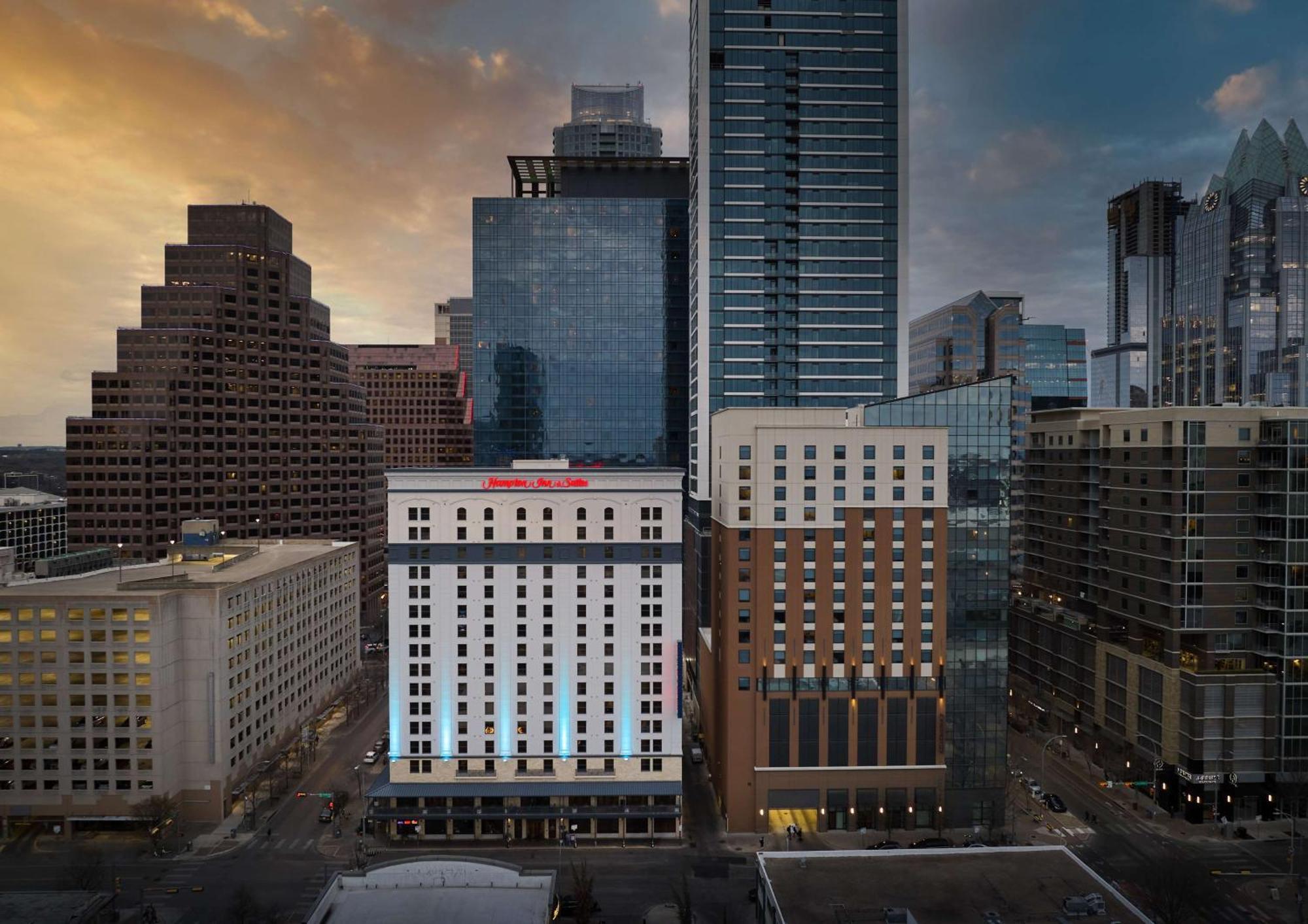 Hampton Inn & Suites Austin-Downtown/Convention Center Extérieur photo